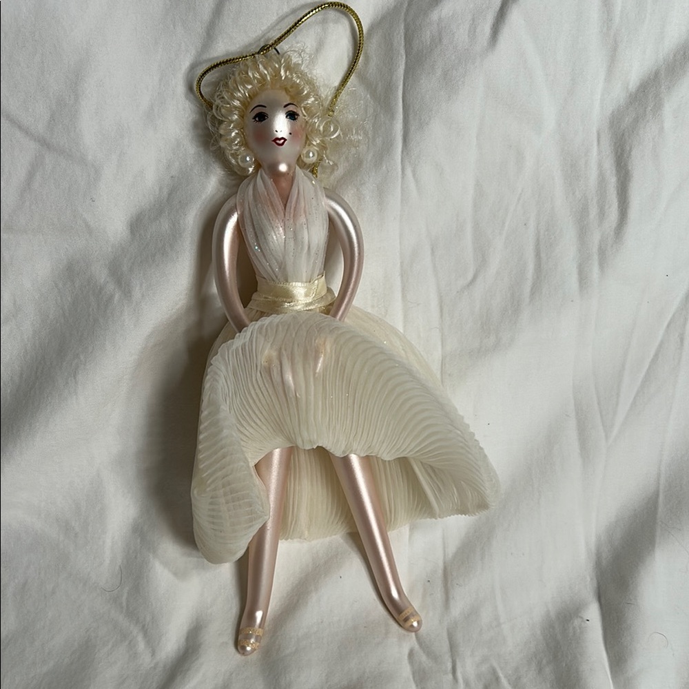 Elegant Holiday Marilyn Monroe Ornament
